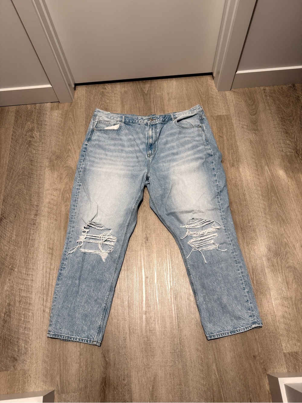 American eagle mom Jeans 22